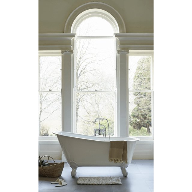 Gareth Ashton Romano Grande ClearStone Bath With Claw Feet White - Sydney Home Centre